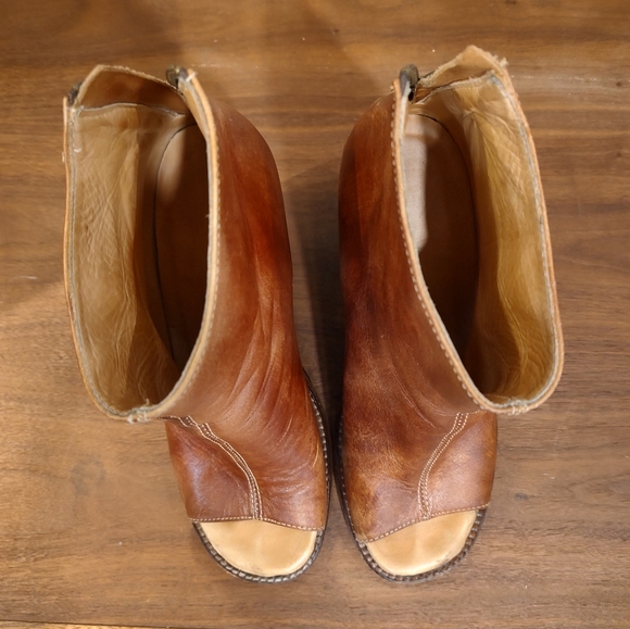 BedStu Onset Peeptoe Western Booties - Picture 9 of 12